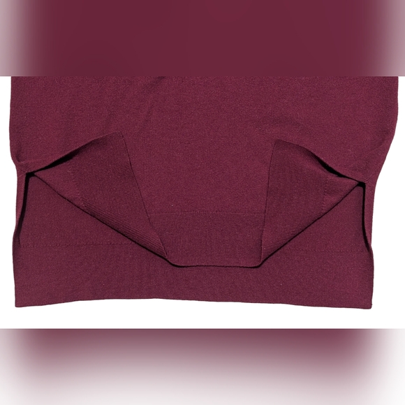 Gap Women's Medium Garnet Red Lightweight Wool Long Sleeve Pull Over Sweater - Picture 5 of 10